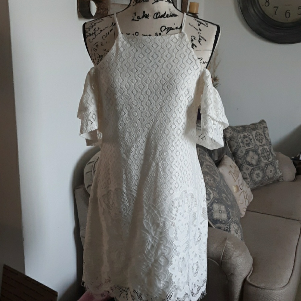 NEW! SPEECHLESS OFF SHOULDER LACE DRESS SZ M